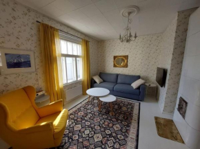 Charming wooden house apartment 48 m2, Turku